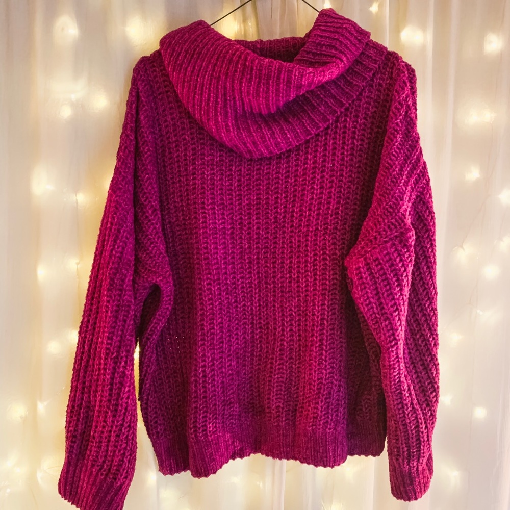 NWOT 💟 EXPRESS Fuchsia Chenille Cowlneck Sweater